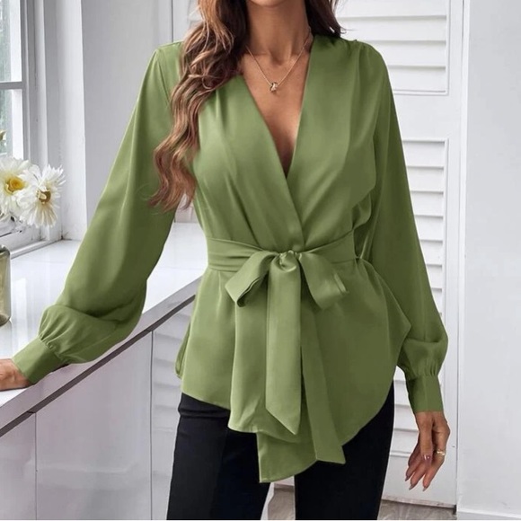 Luxe olive green sexy plunging V neckline belted blouse - Picture 16 of 16